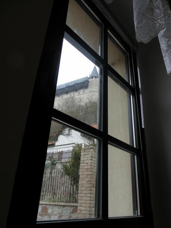 U Kralovny Dagmar Hotel Karlstejn Bilik gambar