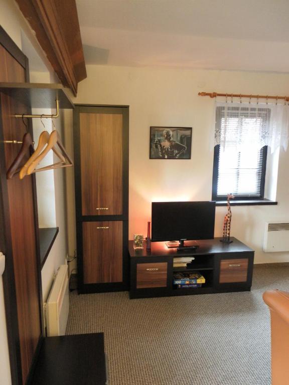 U Kralovny Dagmar Hotel Karlstejn Bilik gambar